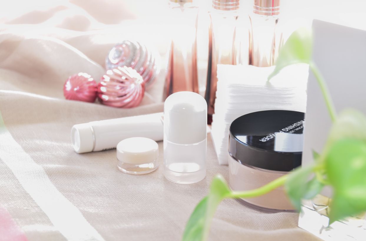 ボールペン汚れの落とし方！服についた油性と水性インクの染み抜き手順 シュフーズ