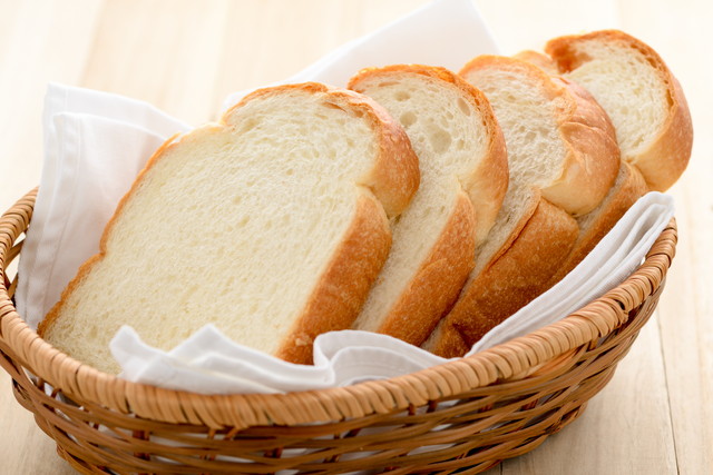 スライスされた食パン