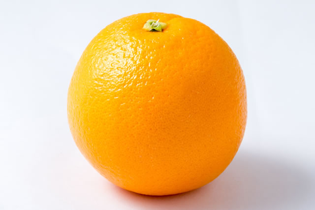 オレンジまるごと一個