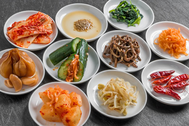 Korean pickle and seasoning