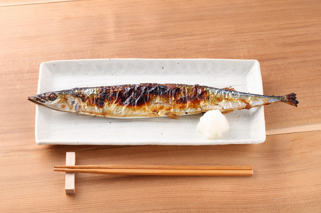 シンプルな秋刀魚