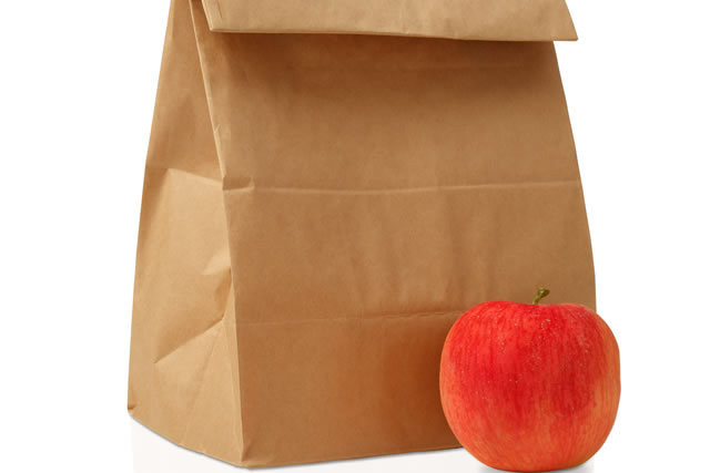 りんごと紙袋