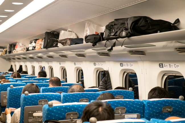 新幹線の乗車客