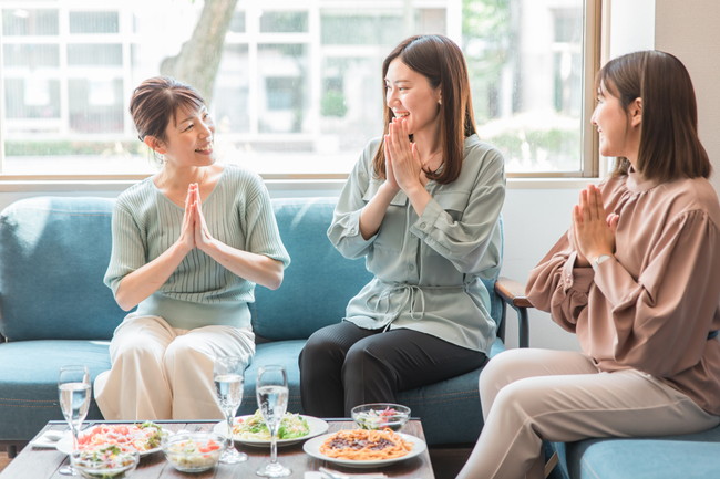 仲が良さそうな3人組