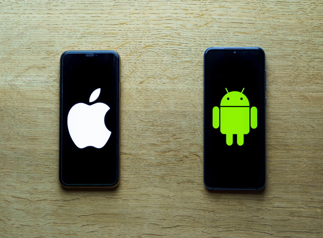 iPhoneとAndroidスマホ