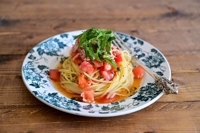 トマトと大葉の冷製パスタ