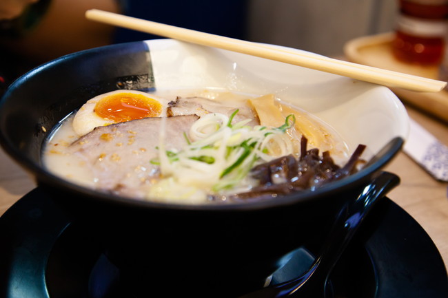 とんこつラーメン