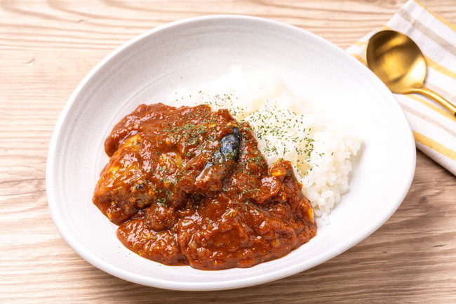 鯖缶のトマトカレー